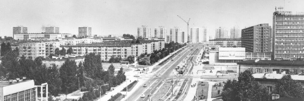 Archiwalna fotografia z panoramą dzielnicy Tysiąclecie 