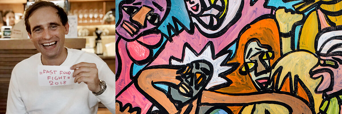 Michał "Żyto" Żytniak  obok kolorowego obrazu malarskiego artysty przedstawiający tańczących ludzi
